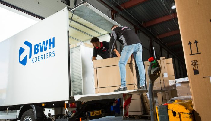 Kwetsbare apparatuur vervoeren: spoedtransport is vaak de veiligste keuze